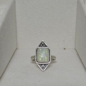 Elegant Silver and White Gemstone Ring